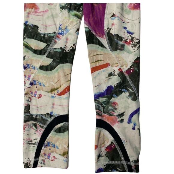 Lululemon Run Inspire Crop Pigment Wave Multi Luxtreme Size 2 21" Inseam - Picture 3 of 9